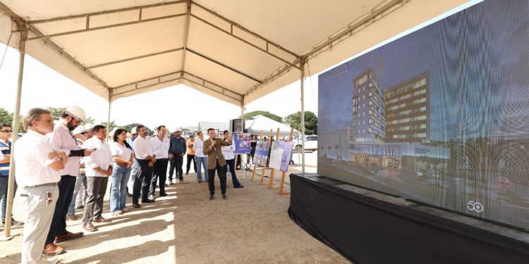 Beneficiará Hospital Fifty Doctors de alta especialidad a estados del sureste del país