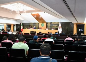 Frenan en comisiones Ley de Ingresos 2026 de Carmen por falta de sustento