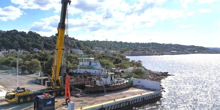 Autoridades marítimas decretan cierre del puerto Isla del Carmen por evento de Norte