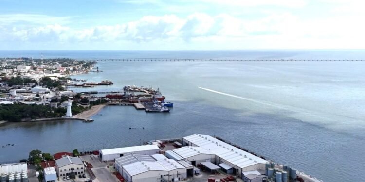 Puertos de Campeche generan derrama superior a 5 mil mdp y consolidan su peso económico en el sureste