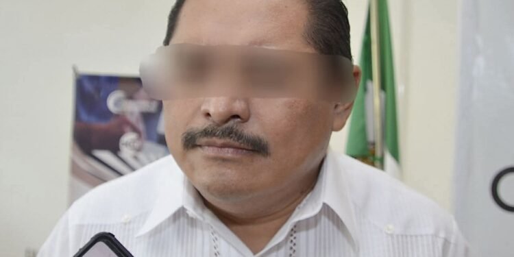 Detención de exrector de la UNACAR reabre caso por presunto desvío de 56 mdp