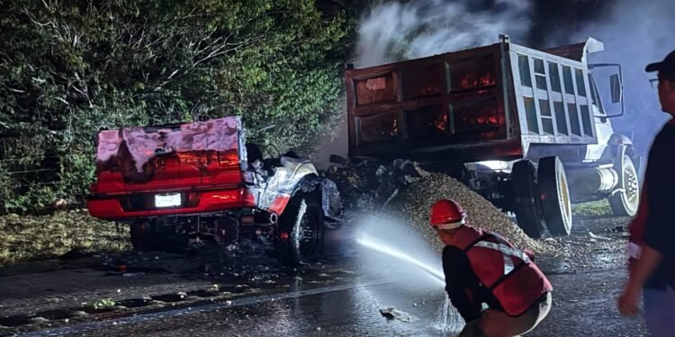 Trágico choque en la Campeche–Mérida deja al menos tres muertos y varios heridos