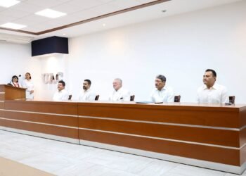 Autonomía de la UACAM en jaque: exrector denuncia acoso y presiones políticas