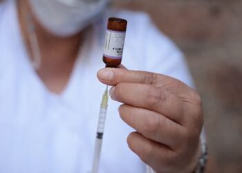 Brote de sarampión en México deja su primera víctima en 2026; autoridades refuerzan vacunación