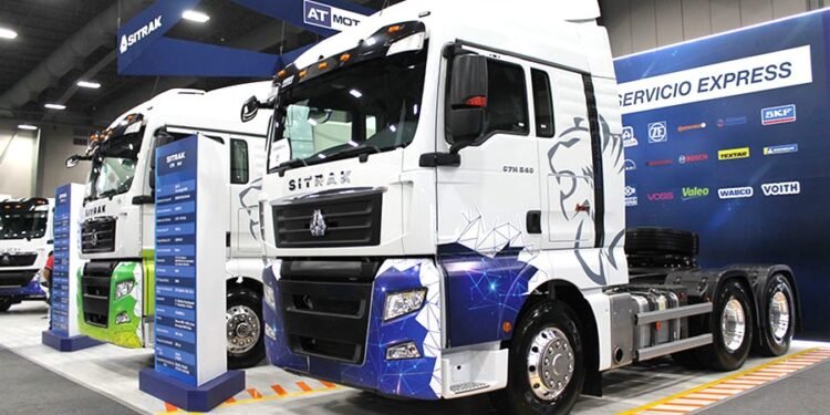 Fue 2025 un año desafiante para industria de camiones pesados, pero acelera la recuperación del mercado