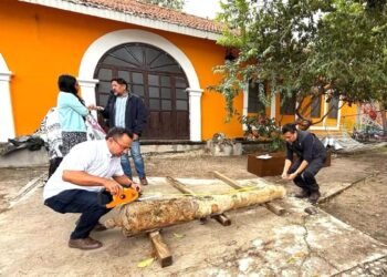 INAH evalúa cañón histórico hallado en Carmen para su restauración
