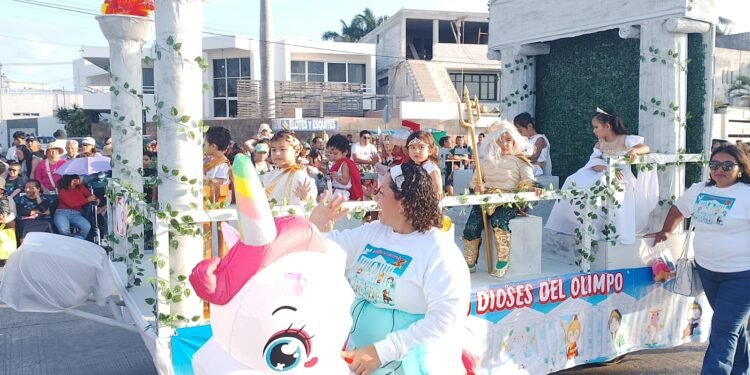 Color, identidad y niñez iluminan el LXV Corso Infantil de Campeche 2026