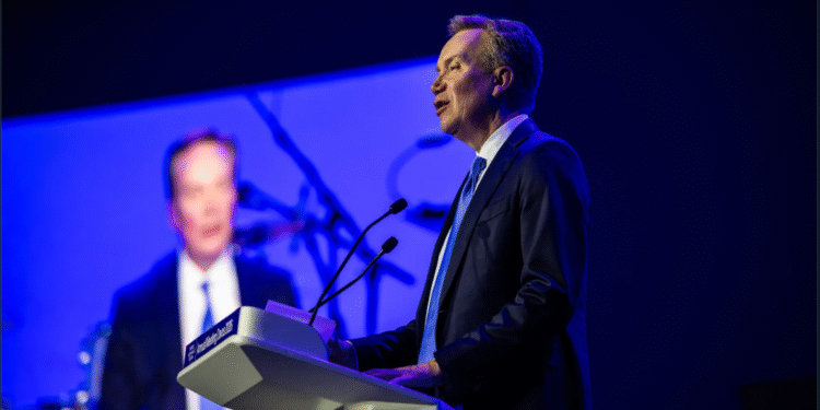 Borge Brende deja el Foro Económico Mundial por conexiones con Epstein