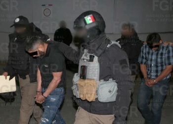 Cuerpo de “El Mencho” es reclamado; dos detenidos ya enfrentan cargos