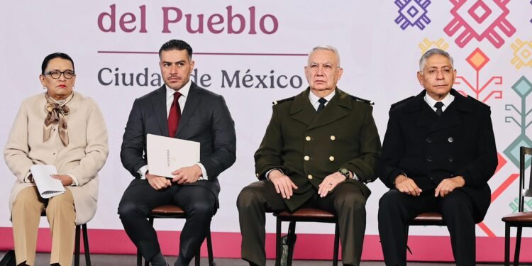 Resultados del programa Sí al Desarme, Sí a la Paz y de la estrategia de Atención a las Causas de la Violencia: más de 9 mil armas canjeadas, 5 millones de servicios y millones de personas beneficiadas, informó Rosa Icela Rodríguez