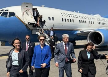 Delcy Rodríguez y Chris Wright discuten inversiones para revitalizar el petróleo