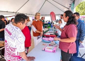 Acercan servicios de salud y apoyo legal a familias en Campeche