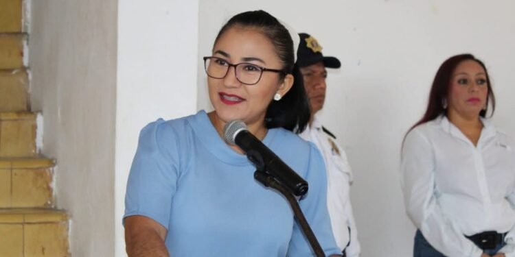 Congreso obligado a iniciar separación de alcaldesa de Tenabo por mandato judicial