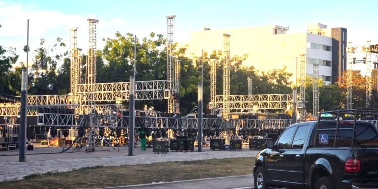 Despliegan más de 200 agentes para garantizar seguridad en el evento de Polymarchs