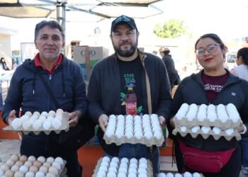 Mercadito del Jaguar llega con canasta básica a bajo costo y servicios de salud