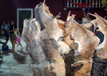 Los Osos de Nunkiní renacen: una tradición ancestral que conquista a los visitantes en el Carnaval