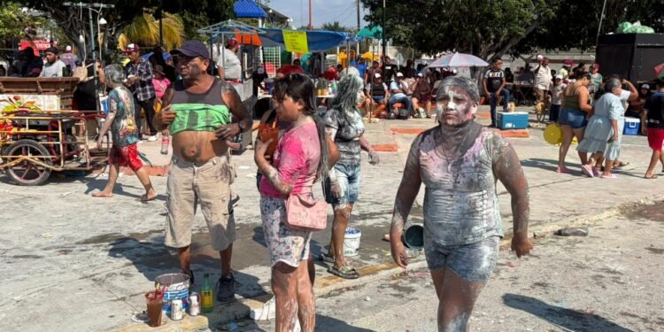 El Holoch vuelve a pintarse de fiesta: regresa el Martes de Pintadera