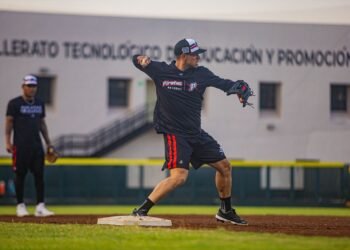 Piratas de Campeche recupera poder al bat con el regreso de Fernando Pérez