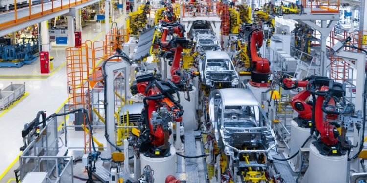 La industria de autopartes busca elevar 15% el contenido nacional en México