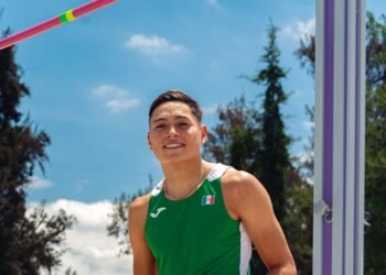 Erick Portillo conquista la plata en el Mundial de Atletismo en Pista Cubierta