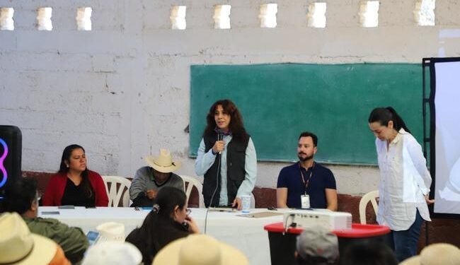 Semarnat consulta a comunidades Otomí-Hñahñu para restaurar la Presa Endhó