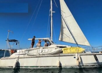 Dos veleros con ayuda humanitaria están perdidos en el Caribe; Marina despliega operativo