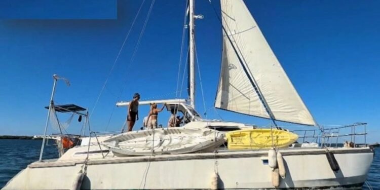 Dos veleros con ayuda humanitaria están perdidos en el Caribe; Marina despliega operativo