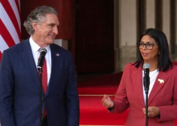 EU y Venezuela acuerdan restablecer relaciones diplomáticas y consulares