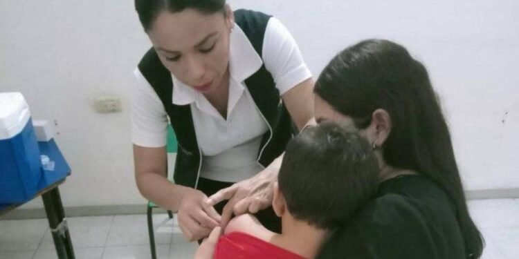 México acumula 6,511 casos de sarampión y supera los contagios de todo 2025