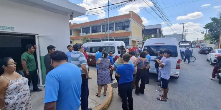 Escala conflicto entre transportistas en Campeche por disputa de rutas