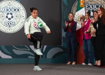 El balón ya rueda en la obra pública del Mundial; 265 canchas, en construcción