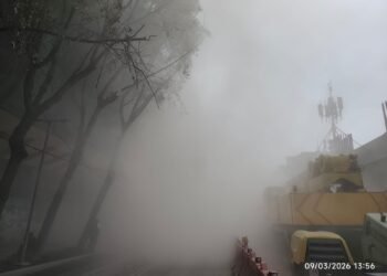 Colapsa edificio en demolición en CDMX; buscan a personas bajo los escombros