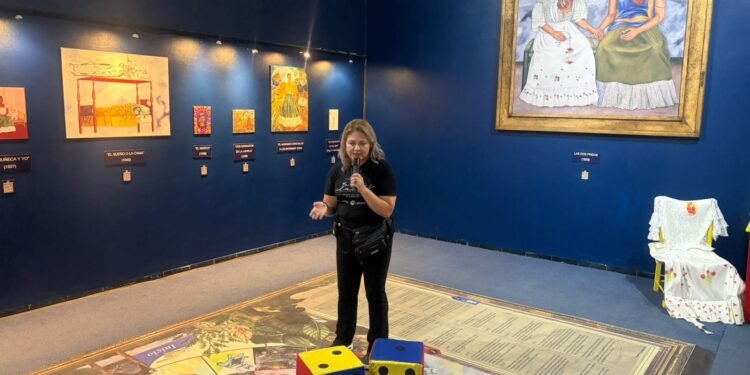 Exposición inmersiva “Yo soy Frida Kahlo” supera los 12 mil visitantes