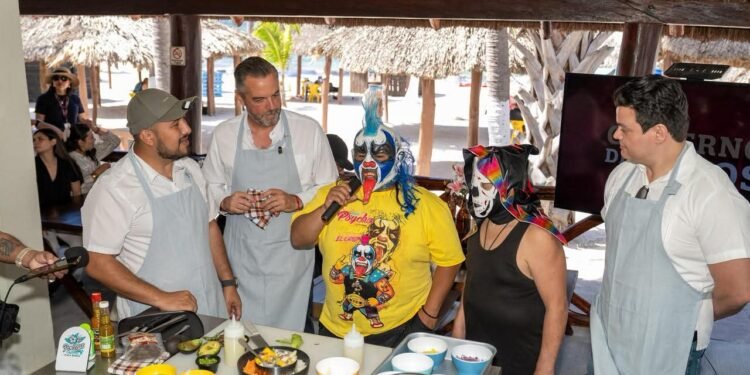 Noche de lucha libre y adrenalina en la Concha Acústica