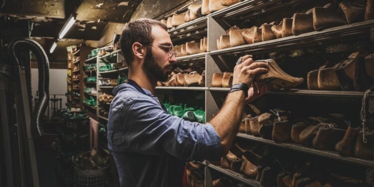 ANAM impulsa blindaje aduanero para frenar contrabando de textiles y calzado