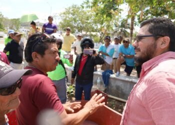 Protesta en el malecón logra negociación; pescadores exigen solución por desalojos