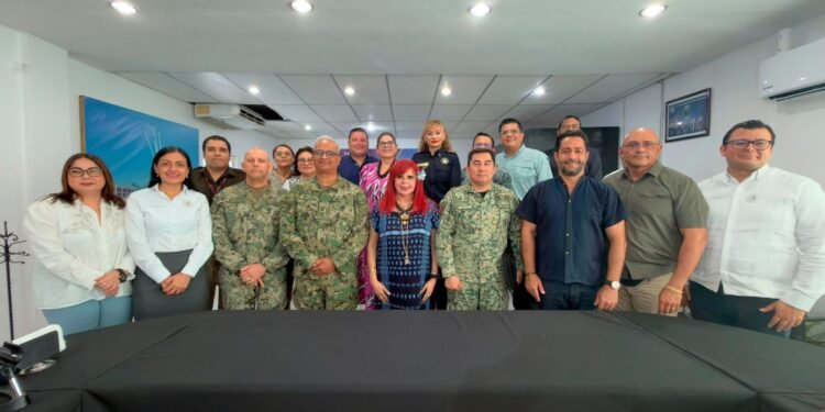 Refuerzan coordinación por la seguridad en Ciudad del Carmen