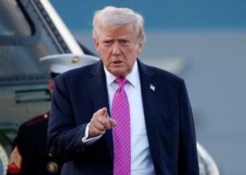 Trump suma a líderes de Silicon Valley a consejo clave para política de IA