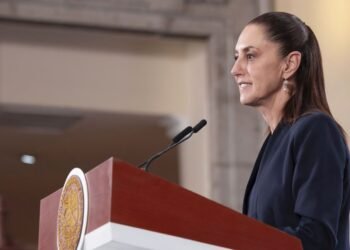 Sheinbaum exige “pruebas contundentes” en caso contra el gobernador Rocha Moya