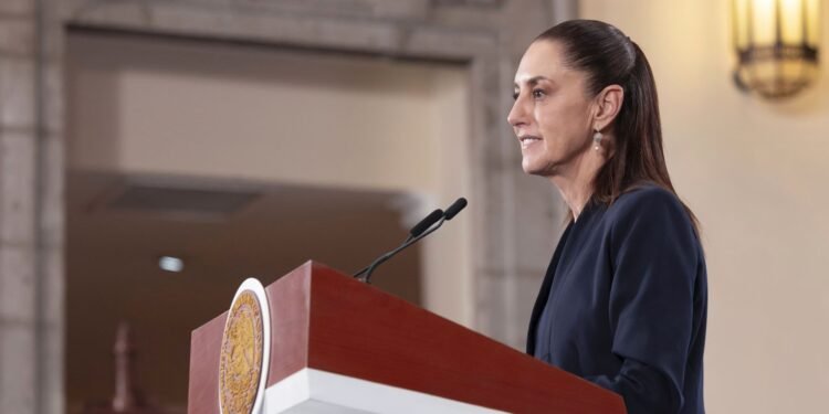 Sheinbaum exige “pruebas contundentes” en caso contra el gobernador Rocha Moya