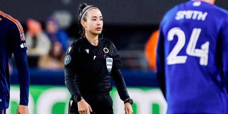 Árbitros mexicanos estarán en el Mundial 2026; FIFA revela lista completa