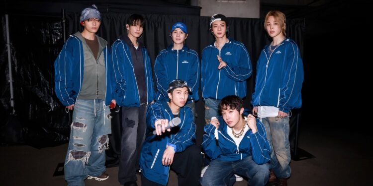 BTS prende fuego al escenario: arranca su tour global entre euforia total