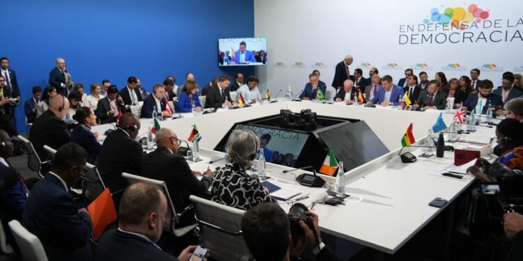 Desde España, Sheinbaum impulsa agenda de paz y reforestación mundial