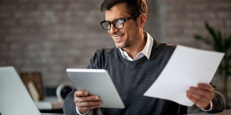 Arranca fuerte la Declaración Anual: SAT devuelve saldo a favor a 608 mil personas