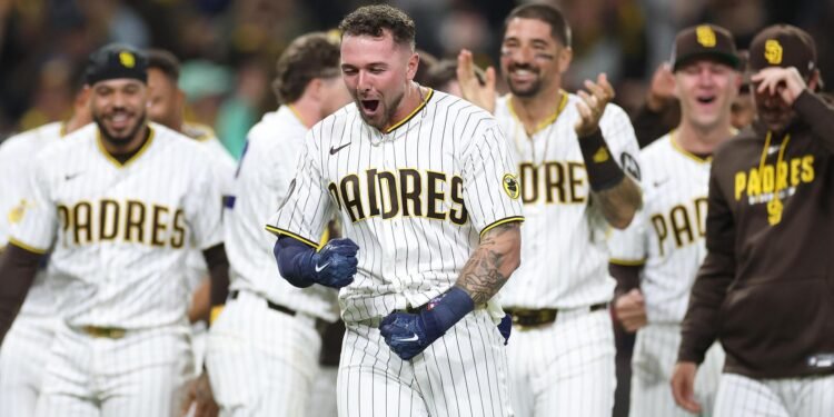 Padres de San Diego tienen nuevo dueño; compra el equipo por 3.9 mil mdd