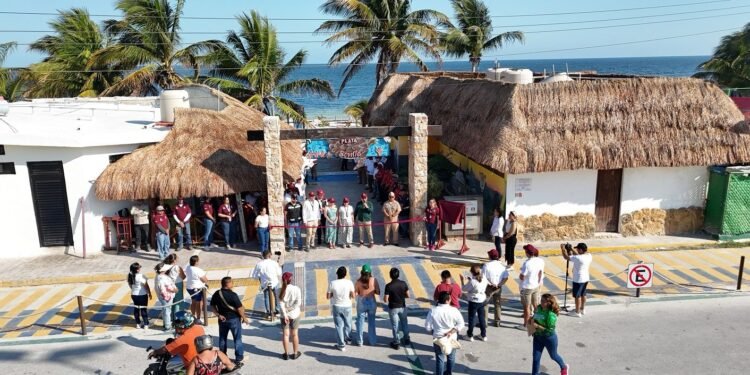 Descartan privatización en Playa Bonita; servicios adicionales son opcionales