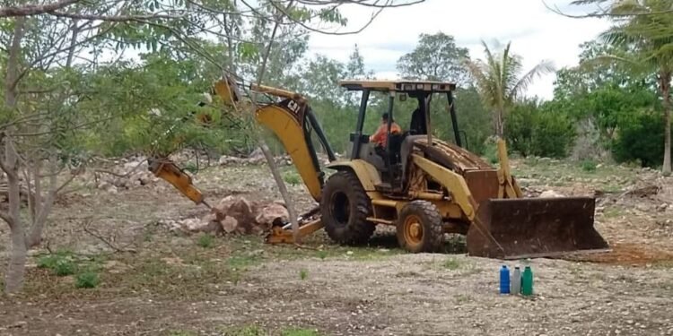 Vecinos de Calkiní levantan nueva capilla dedicada a San Francisco de Asís