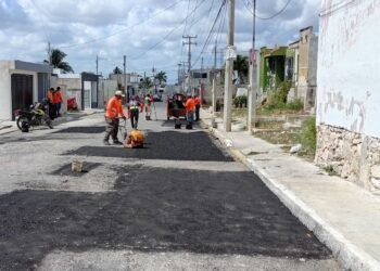 Bacheo no se detiene: brigadas trabajan incluso en Semana Santa