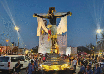 Regresa el Cristo Negro de San Román y revive la fe. Así, feligreses lo celebraron