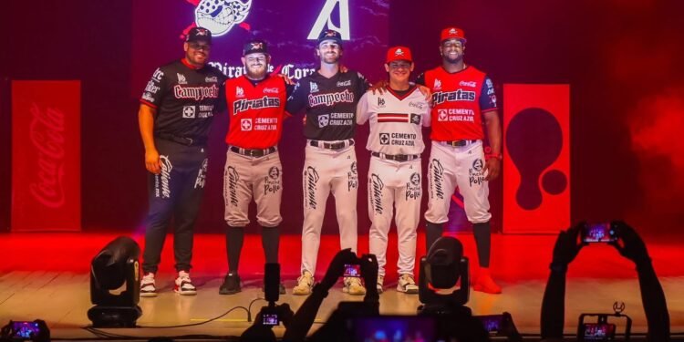 Piratas de Campeche deslumbran con nueva piel rumbo a la temporada 2026
